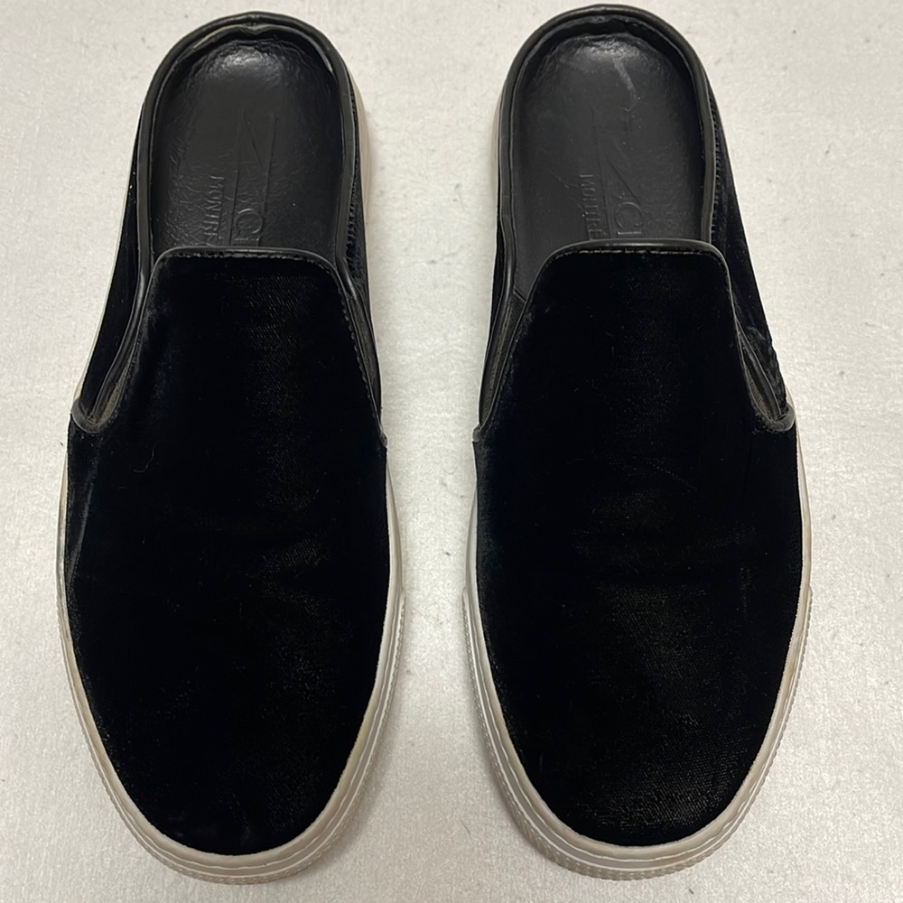 ZCD Montreal Black Velvet Slip On Sneakers size 39